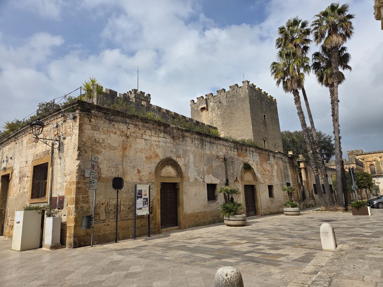 Castello Dentice di Frasso